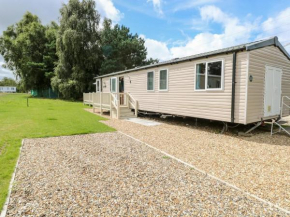Dog Friendly 3 Bedroom Static Caravan In Fritton